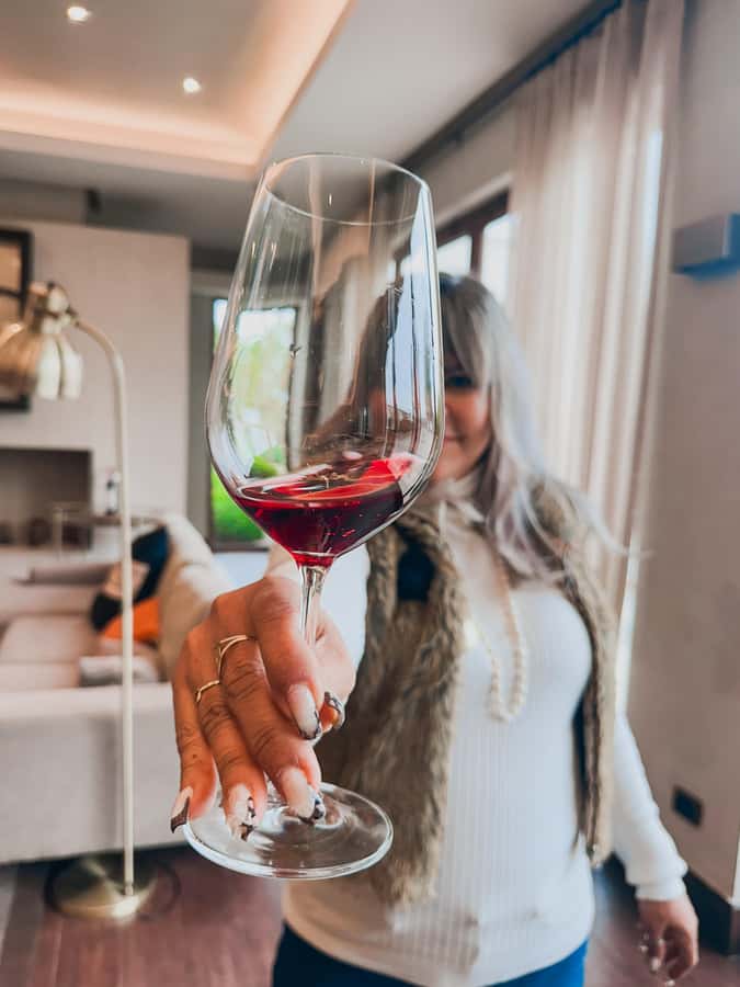 Santiago: Casa del Bosque Winery with Tasting and Lunch - Hotel pickup from Santiago neighborhoods