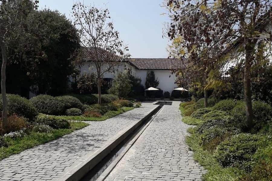 Santiago de Chile: Half-Day City Tour with Local Cuisine - Who will get the most from this tour