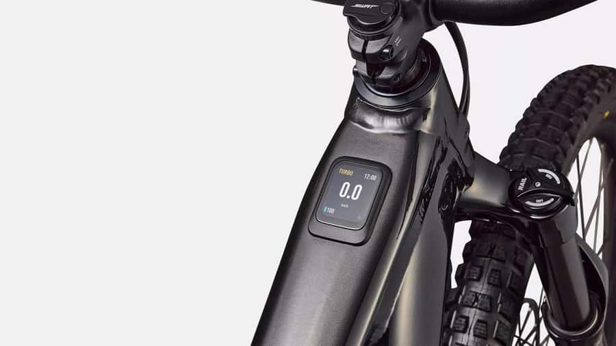 Santiago: E- Mountain Bike Rental to ride in a bike park - Why El Durazno works so well for a short Santiago escape