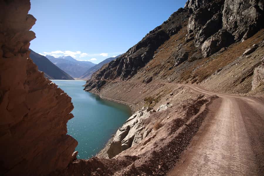Santiago: Full day Embalse del Yeso, Casa de Chocolate, picnic & Hot Springs - What the $90 price really covers