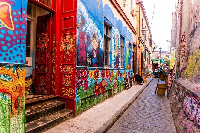 Santiago: Full day tour to Valparaiso and Viña del Mar city - From port city to Viña del Mar
