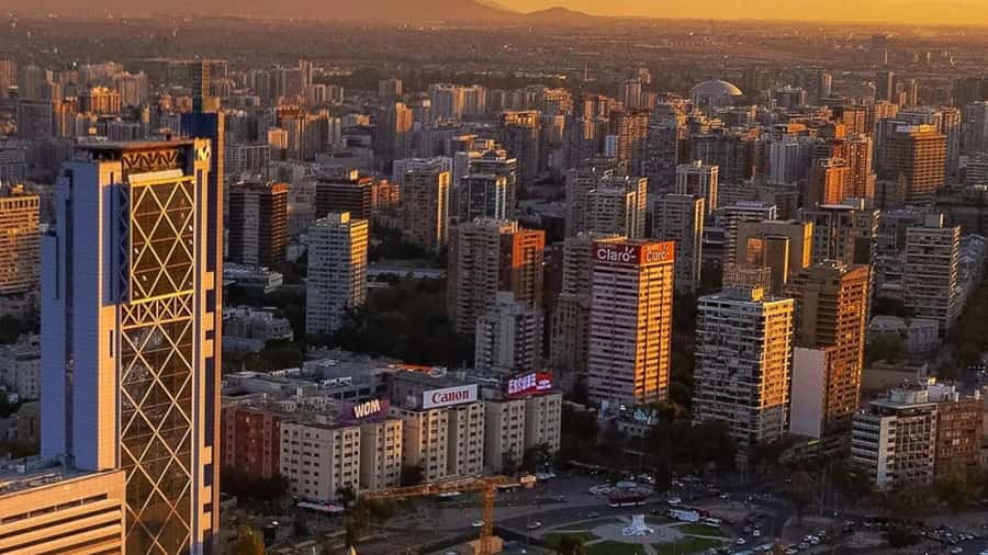 Santiago: Highlights Private City Tour - What this private Santiago tour is really good at