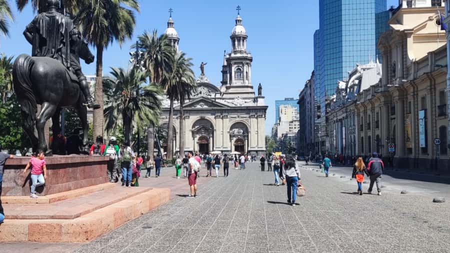 Santiago: Highlights Private City Tour - Local food adds a practical taste of Chile