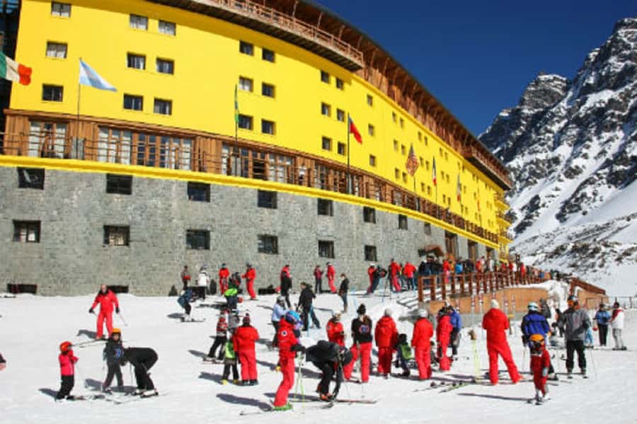 Santiago: Laguna del Inca and Portillo Small Group Tour - A nine-hour day with a long return