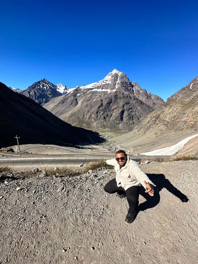 Santiago: Portillo and Laguna del Inca Day Trip with Picnic - Who should book this mountain day trip?