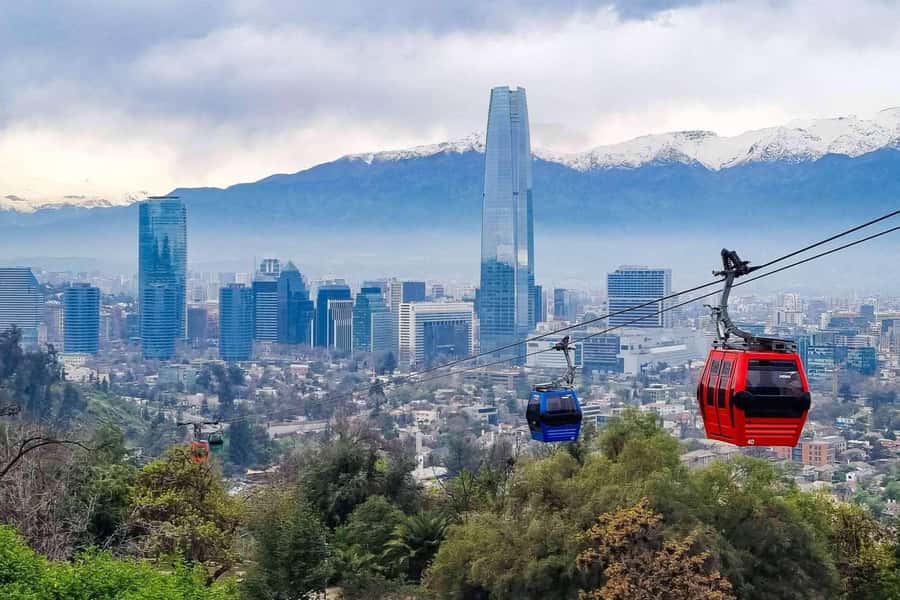 Santiago: Private tour, historic center, high altitude viewpoint, cable car - Walking the heart of the historic center