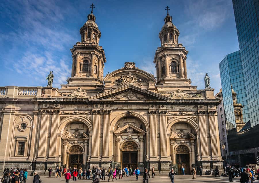 Santiago: The Essentials City Tour & Optional Concha y Toro - Eastern Santiago and the modern city