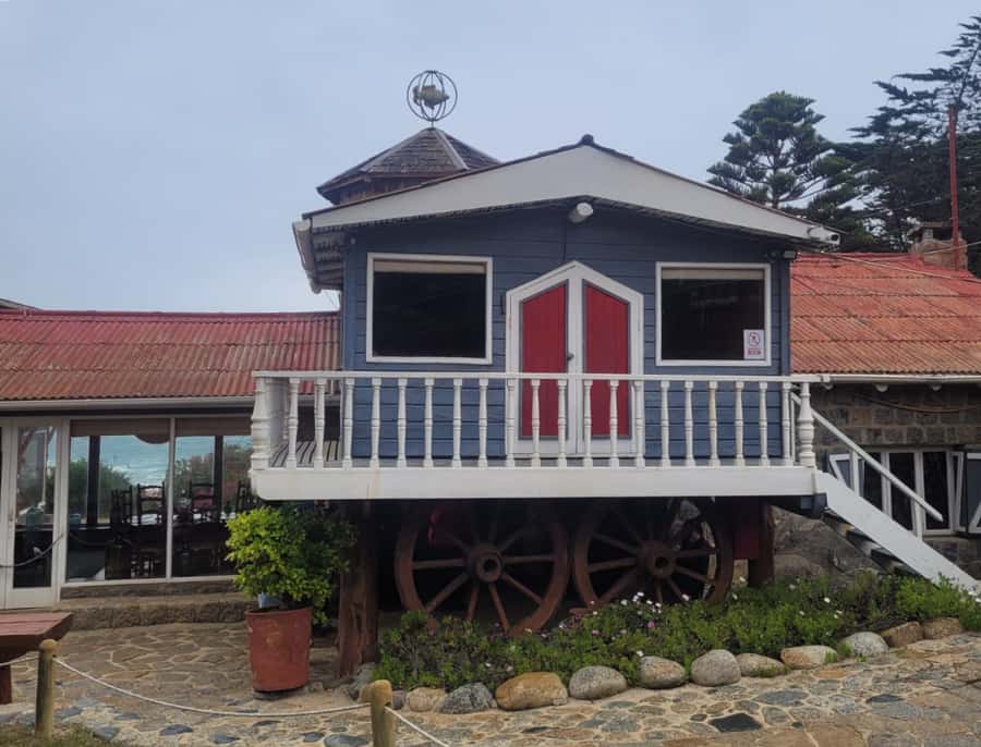 Santiago: Tour to Isla Negra, Algarrobo and Undurraga Wines - Is the $76 price fair?