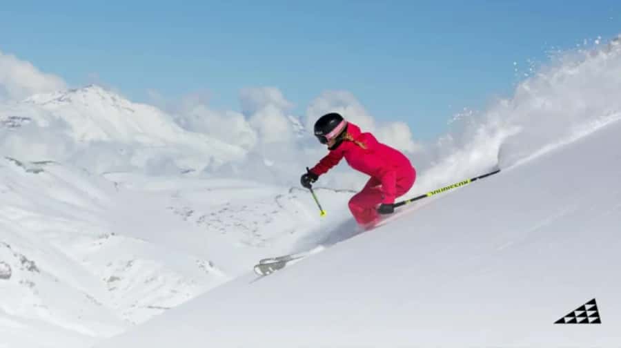 Santiago: Valle Nevado Ski Day Trip with Hotel Transfers - An early start from Santiago