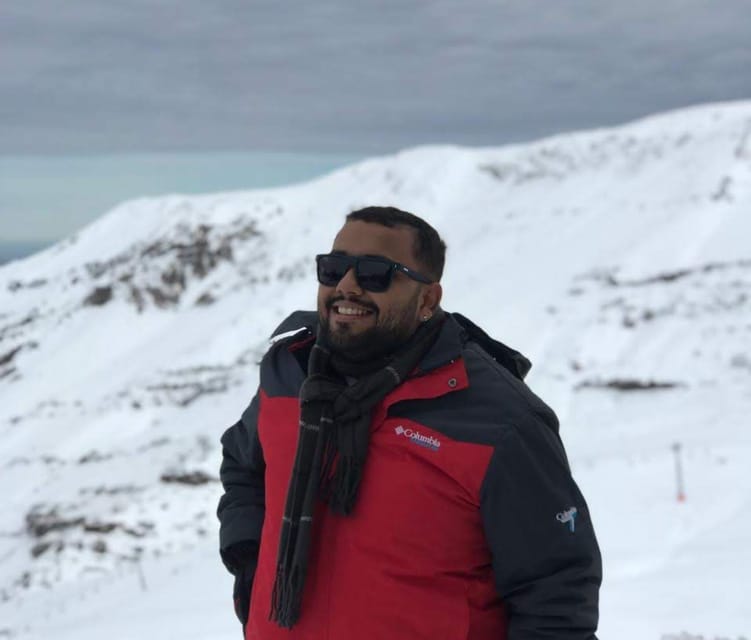 Santiago: Valle Nevado Ski Day Trip with Hotel Transfers - What the small group adds