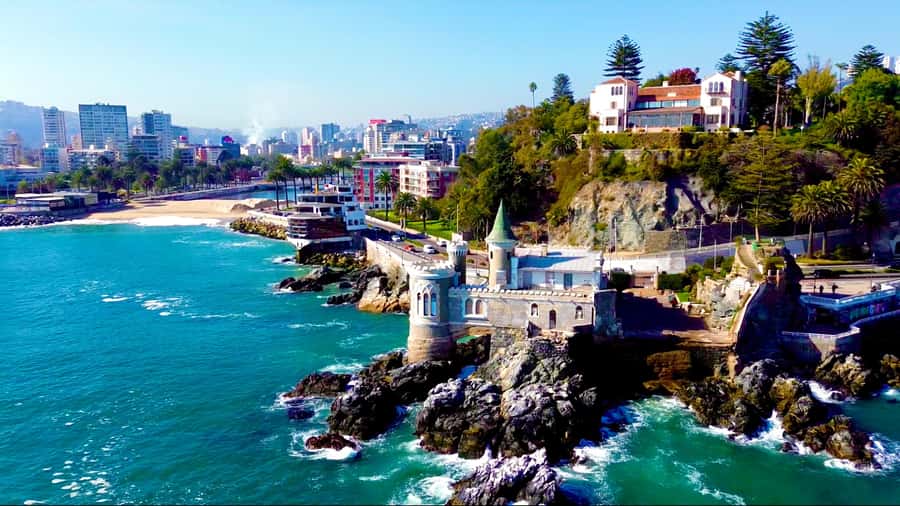 Santiago: Valparaiso, Viña del Mar, & Casablanca Valley Tour - Key points at a glance