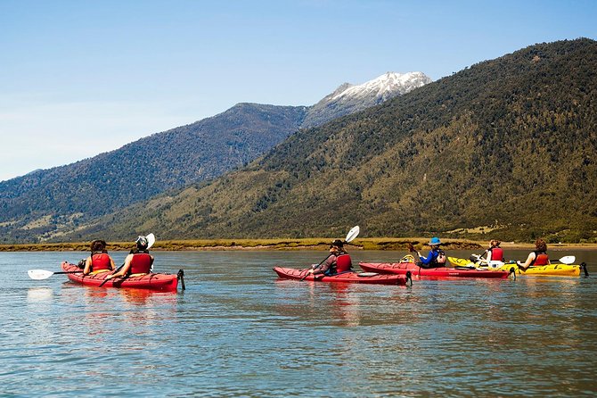 Sea Kayaking the first fjord of Patagonia - The longer afternoon paddle toward Cochamó