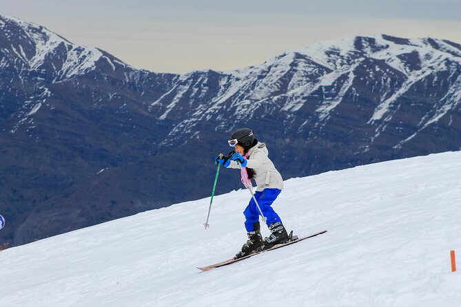 Skiing in Farellones Park: Ski Tickets, Lessons, Transportation and More - Equipment rental and clothing concerns