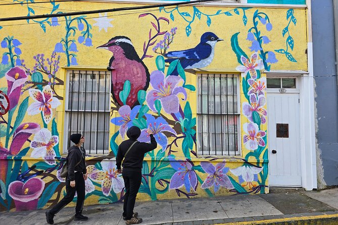 Street Art in Valparaiso and Wines in Casablanca from Santiago - Cerro Concepción mixes old streets with art