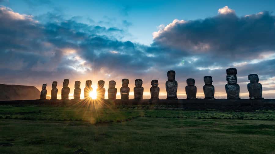 Sunrise Tongariki: Sunrise at Tongariki Park Private Tour - Why sunrise at Ahu Tongariki is worth the early alarm