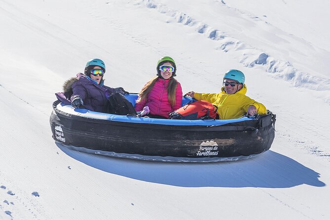 Tour Parque Farellones Ticket+Transportation, optional Snowwear - Why Farellones works for a first snow day