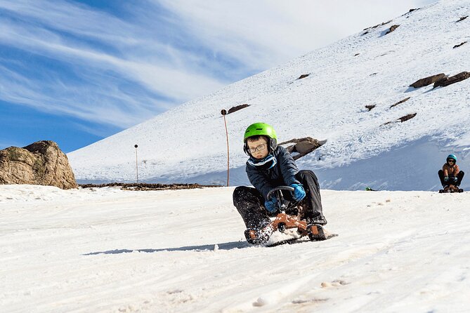 Tour Parque Farellones Ticket+Transportation, optional Snowwear - Snowwear rental: the part to handle carefully