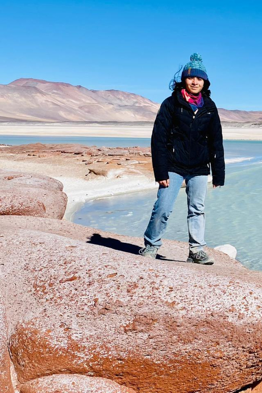 Tour Piedras Rojas + Altiplanic Lagoons + Chaxa Lagoon - Miscanti and Meñiques at 4,200 meters