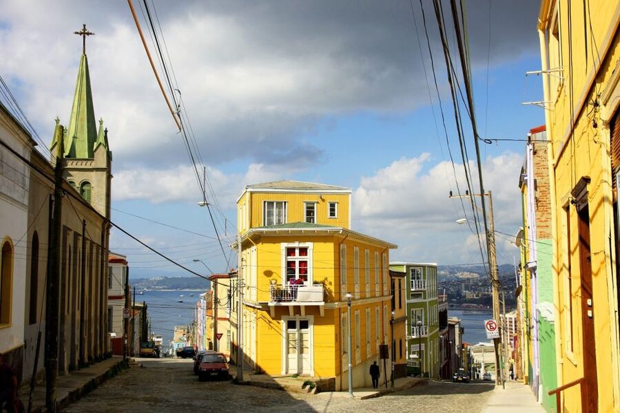 Valparaiso 3-Hour Walking Tour - Returning to the Historic Center