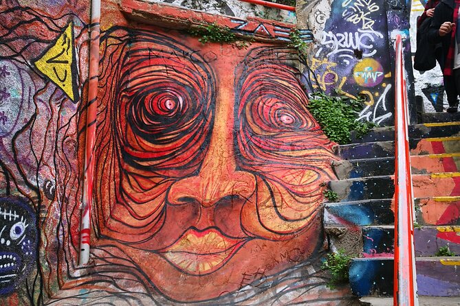 Valparaiso and Viña del Mar Full-Day Private Guided Tour - Getting your first view at Mirador Pablo Neruda