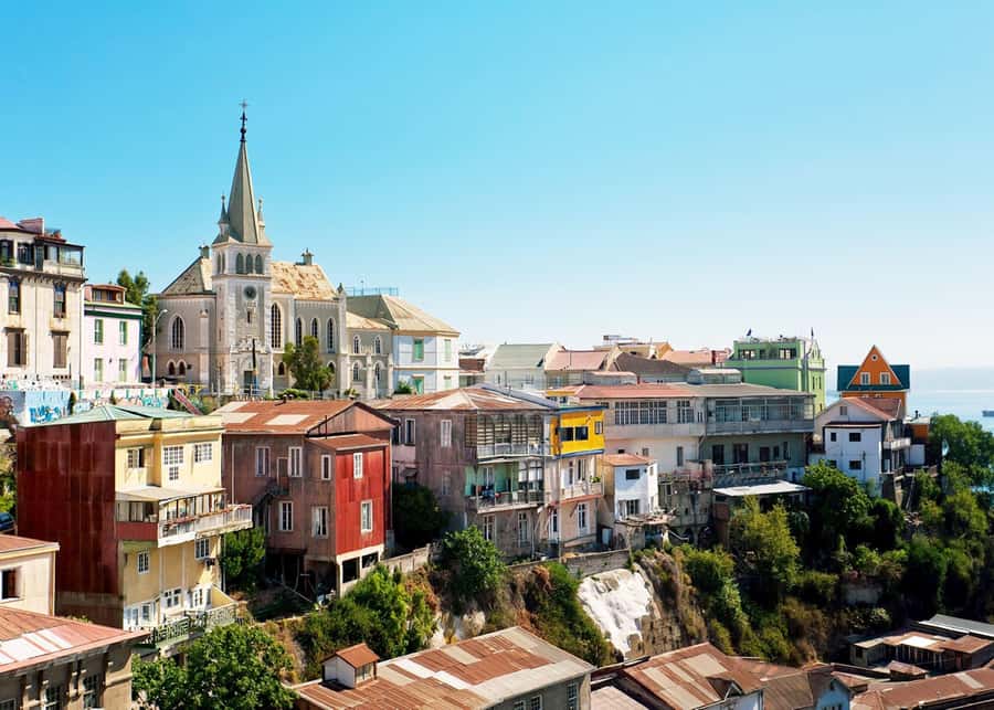 Valparaiso: Guided Walking Tour with Ascensor Rides - Riding the Reina Victoria Ascensor