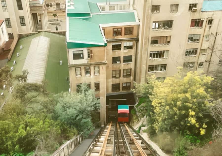 Valparaiso : Must-See Sites Walking Tour With A Guide - Cerro Alegre and the view from Yugoslav Promenade