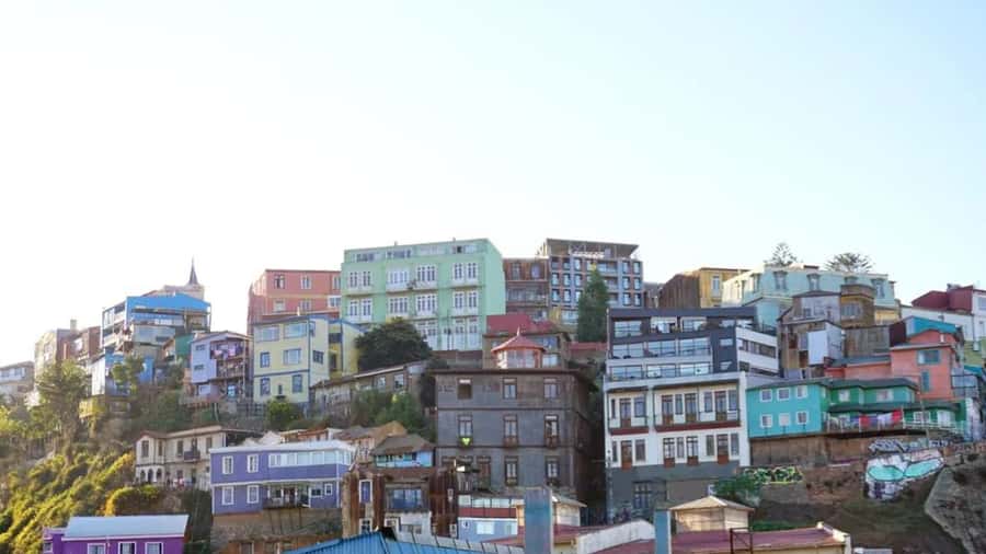 Valparaíso: Private Full Day Sightseeing Tour - Viña del Mar’s more polished coast